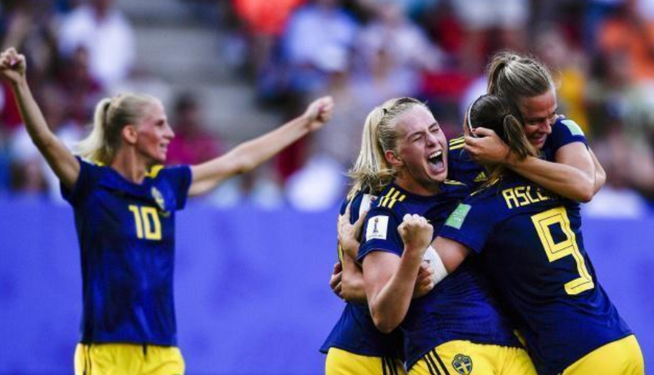 半岛体育全站-瑞典女子足球队