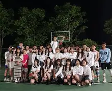 半岛体育入口-争夺冠军的决赛有语病吗